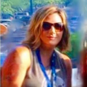 Meet your Posher, Kelli